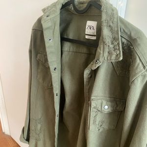 Zara Men’s relaxed fit Green Jacket